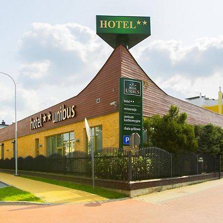 Hotel Unibus بيالسك بودلاسكي المظهر الخارجي الصورة