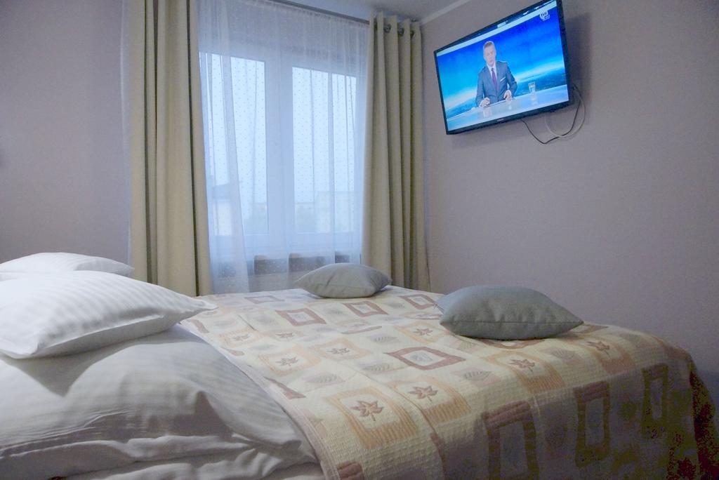 Hotel Unibus بيالسك بودلاسكي المظهر الخارجي الصورة