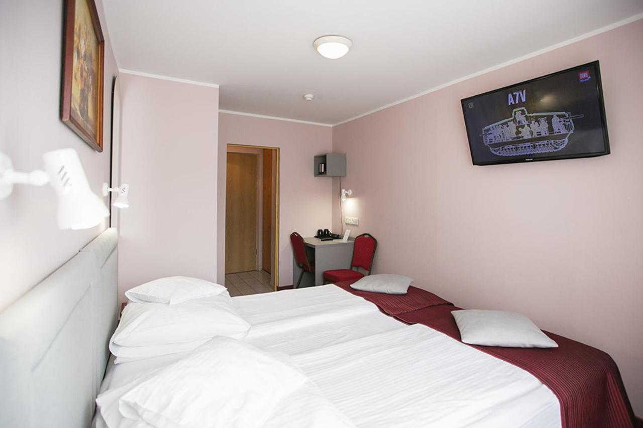 Hotel Unibus بيالسك بودلاسكي المظهر الخارجي الصورة